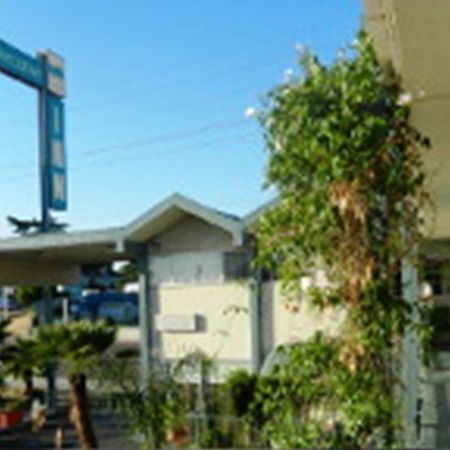 Antioch Executive Inn Esterno foto