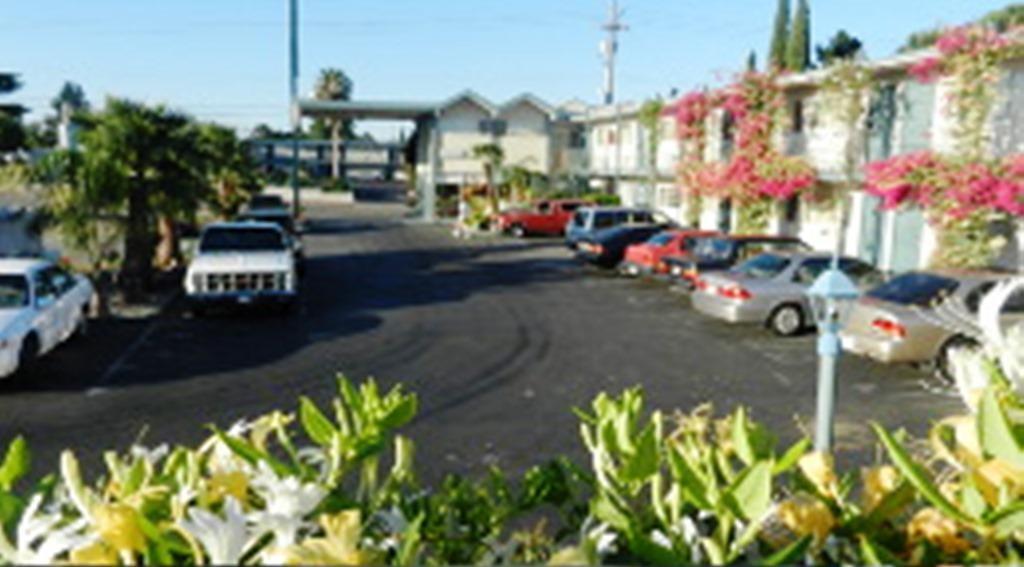 Antioch Executive Inn Esterno foto