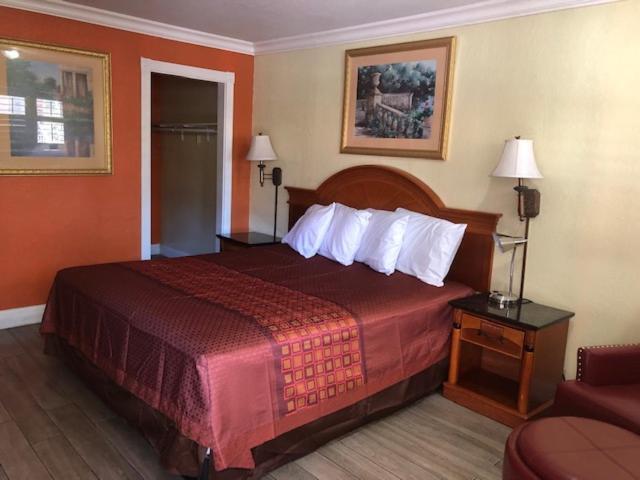 Antioch Executive Inn Esterno foto